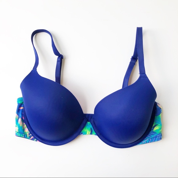 PINK Victoria's Secret Other - PINK Wear Everywhere T-Shirt Lightly Lined Bra 34D